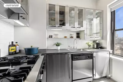 161 W 16th Street #16I, New York, NY 10011 - Photo 4