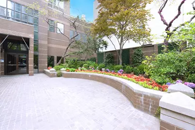 188 E 64th Street #402, New York City, NY 10065 - Photo 14
