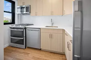 201 Clinton Ave, New York City, NY 11205 - Photo 2