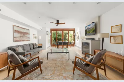 506 E 87th Street, New York City, NY 10128 - Photo 2