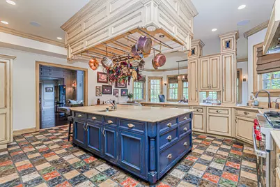 125 Benedict Road, New York City, NY 10304 - Photo 18