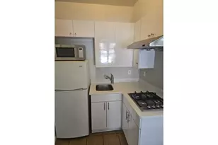 155 E 33rd St, New York, NY 10016 - Photo 1