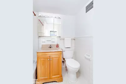 130 E 18th Street #5D, New York City, NY 10003 - Photo 8