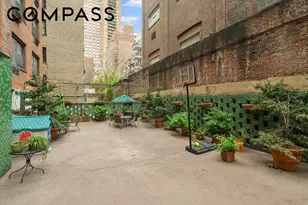 347 E 53rd St, New York City, NY 10022 - Photo 14