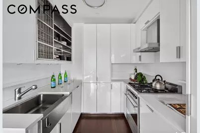 60 Riverside Boulevard #1810, New York City, NY 10069 - Photo 6