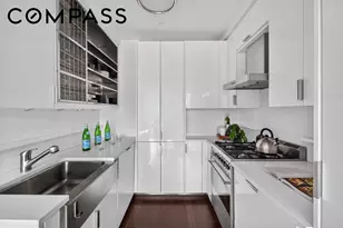 60 Riverside Blvd, New York City, NY 10069 - Photo 6
