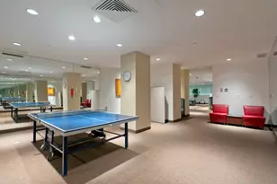 235 E 40th St, New York City, NY 10016 - Photo 16