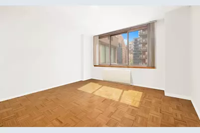 235 E 40th Street #9I, New York City, NY 10016 - Photo 4