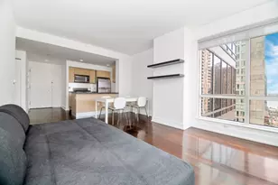 350 W 42nd St, New York City, NY 10036 - Photo 6