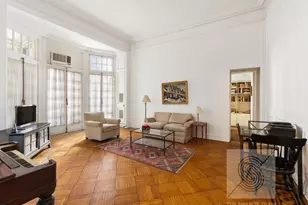 205 W 57th St, New York City, NY 10019 - Photo 2