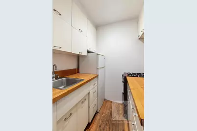 205 W 57th Street #4DD, New York City, NY 10019 - Photo 4