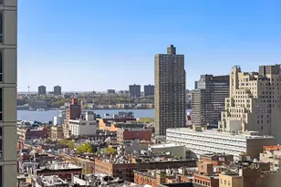 247 W 46th St, New York City, NY 10036 - Photo 2