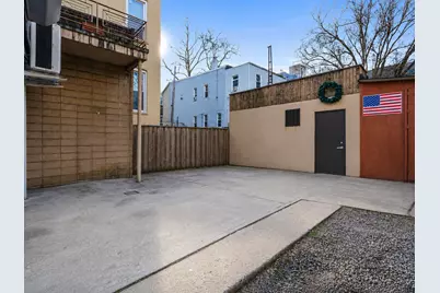 31-30 14th Street, New York City, NY 11106 - Photo 8