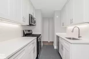 3333 Henry Hudson Pkwy, Bronx, NY 10463 - Photo 4