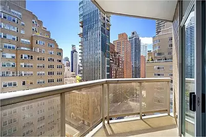 188 E 64th Street #1103, New York City, NY 10065 - Photo 8