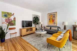 310 W 55th St, New York City, NY 10019 - Photo 2