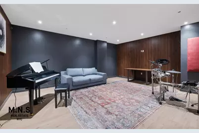 72-01 Queens Boulevard #514, New York City, NY 11377 - Photo 22