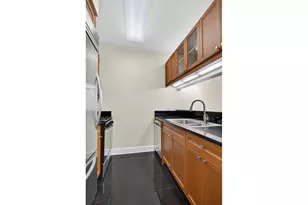 220 Riverside Blvd, New York, NY 10069 - Photo 4