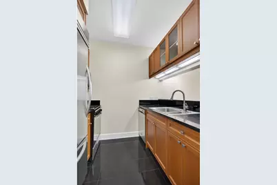 220 Riverside Boulevard #3R, New York, NY 10069 - Photo 4