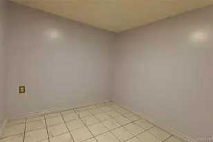 244-19 Grand Central Pkwy, New York City, NY 11362 - Photo 14