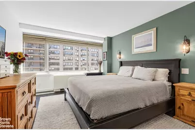 315 W 70th Street #16L, New York City, NY 10023 - Photo 6