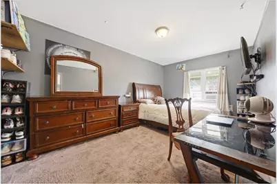 4425 Richardson Avenue, New York City, NY 10470 - Photo 12