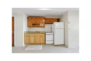 4425 Richardson Ave, New York City, NY 10470 - Photo 18