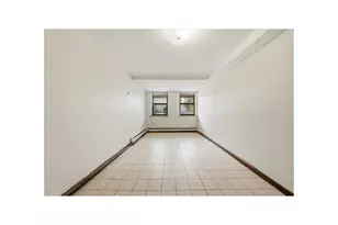 4425 Richardson Ave, New York City, NY 10470 - Photo 20