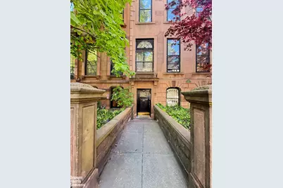 28 8th Avenue, New York City, NY 11217 - Photo 2