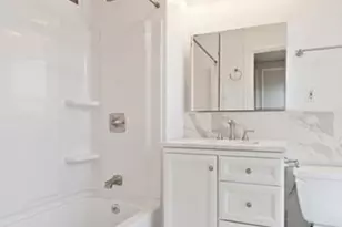 28 8th Ave, New York City, NY 11217 - Photo 8