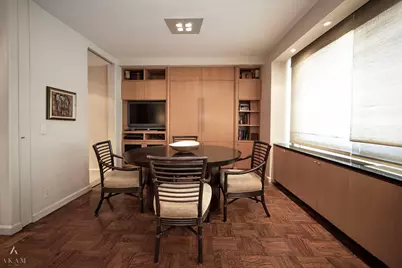 300 E 74th Street #2E, New York City, NY 10021 - Photo 6