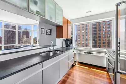 300 E 55th Street #16D, New York City, NY 10022 - Photo 6