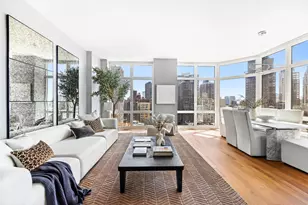 300 E 55th St, New York City, NY 10022 - Photo 1