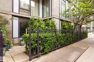 350 W 53rd St, New York City, NY 10019 - Photo 14
