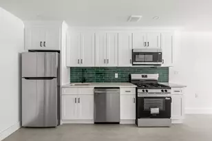 149 Lott St, New York City, NY 11226 - Photo 14