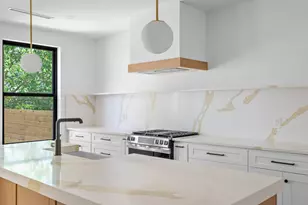 149 Lott St, New York City, NY 11226 - Photo 6