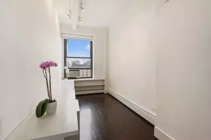 250 Mercer St, New York, NY 10012 - Photo 8