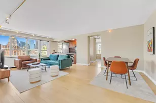 305 E 24th St, New York City, NY 10010 - Photo 1