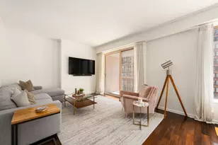 200 E 69th St, New York City, NY 10021 - Photo 2