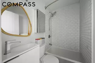 304 Clinton Ave, New York City, NY 11205 - Photo 22