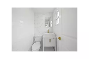 916 Clarence Ave, New York City, NY 10465 - Photo 12