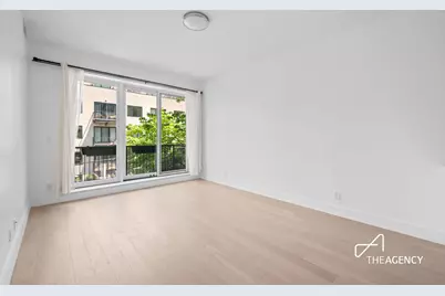 21-19 46th Avenue #4, New York City, NY 11101 - Photo 2