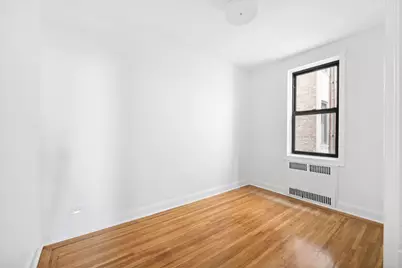 1701 Albemarle Road #B5, New York City, NY 11226 - Photo 10