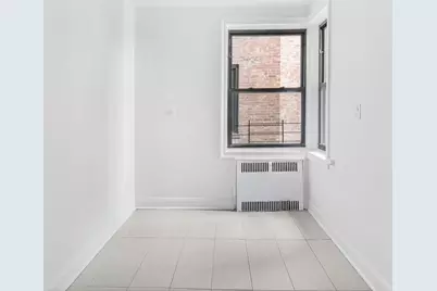 1701 Albemarle Road #B5, New York City, NY 11226 - Photo 12