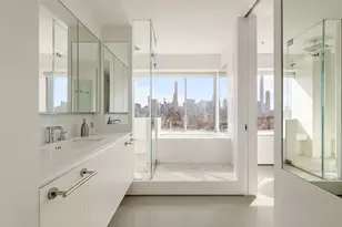 900 Park Ave, New York, NY 10075 - Photo 8