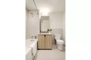 280 W 24th St, New York City, NY 10011 - Photo 4