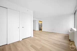 561 10th Ave, New York City, NY 10036 - Photo 4