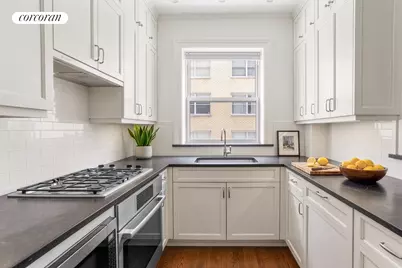 215 W 88th Street #5B, New York City, NY 10024 - Photo 2