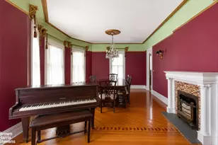 558 E 23rd St, New York City, NY 11210 - Photo 4
