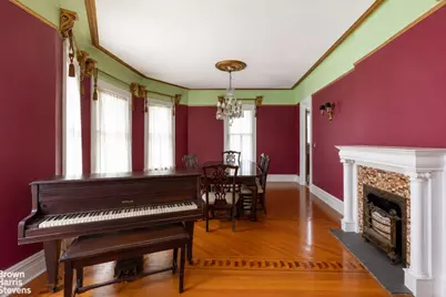 558 E 23rd Street, New York City, NY 11210 - Photo 4